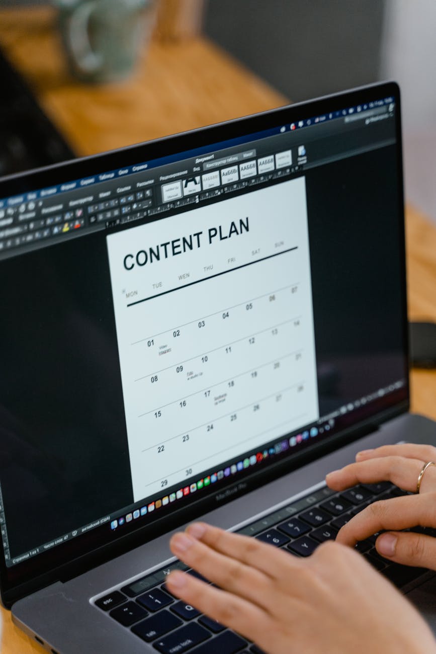 The Cost-Effective Benefits of Fractional&nbsp;CMOs